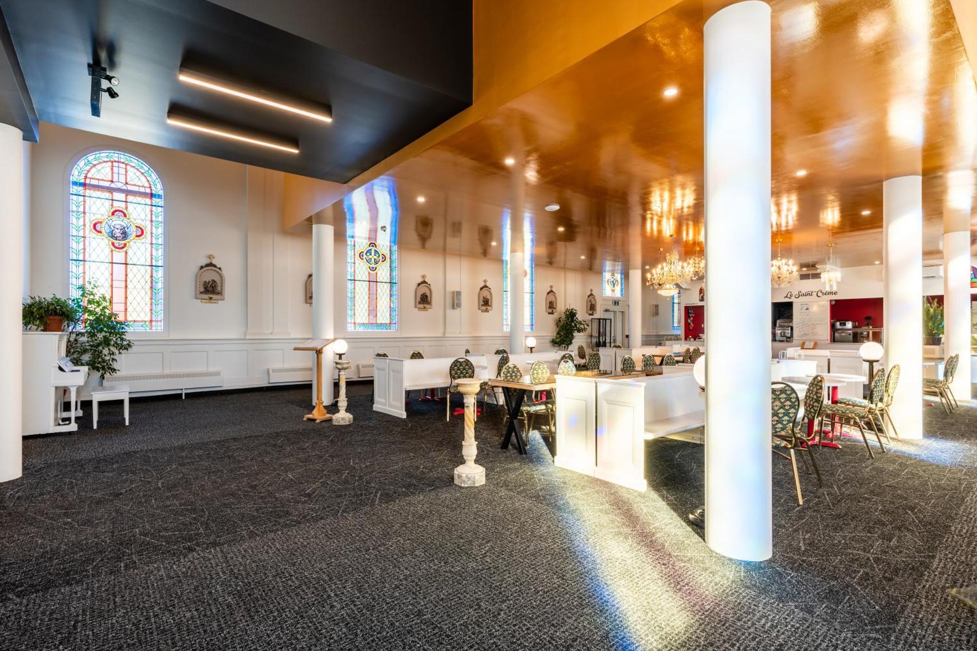 Le Saint-Creme Hotel Alma Bagian luar foto